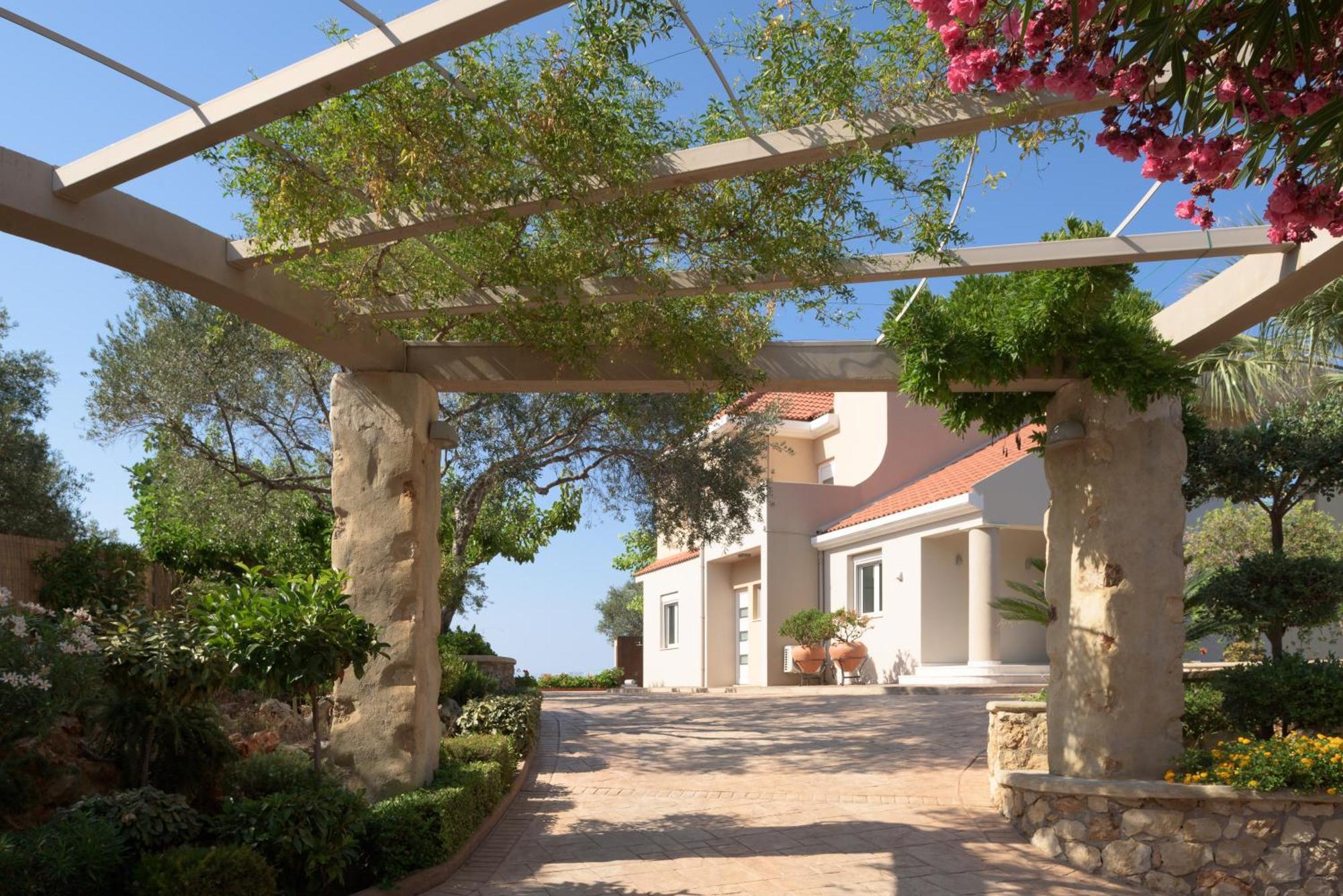 Thetree Villa, With Heated Pool & Spa Whirlpool Gállos Dış mekan fotoğraf