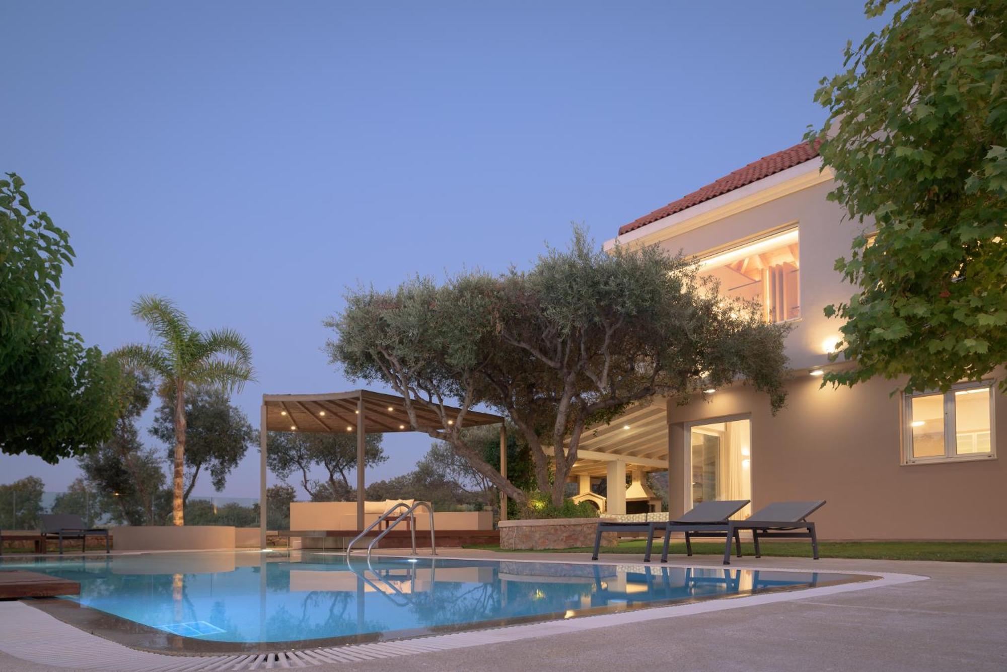 Thetree Villa, With Heated Pool & Spa Whirlpool Gállos Dış mekan fotoğraf